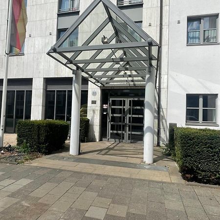 Gemuetliches 778 Apartment Naehe Medienhafen S-Bahn Und Free Parken Düsseldorf Zewnętrze zdjęcie