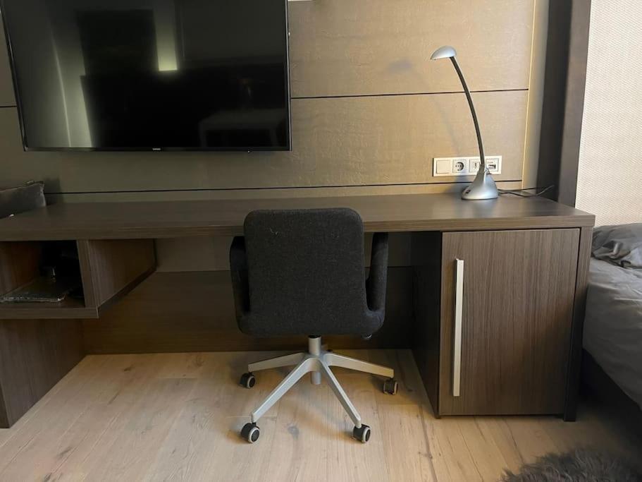 Gemuetliches 778 Apartment Naehe Medienhafen S-Bahn Und Free Parken Düsseldorf Zewnętrze zdjęcie
